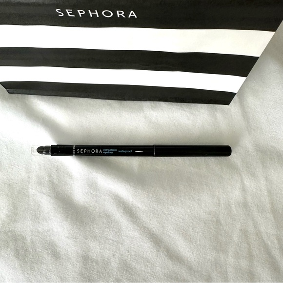SEPHORA Waterproof Retractable Eyeliner Pencil - Picture 2 of 3